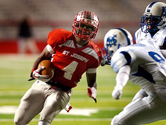 Gordon Hill runs for 3 TDs as St. Joseph crushes St. Mary's 40-0 for 13th state title