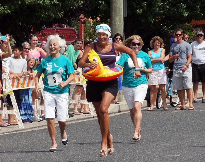 HIGH HEEL RUN
