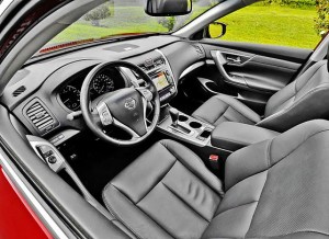 2013 Nissan Altima: All-New Sedan Earns 38 mpg