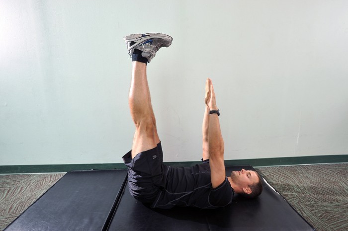 Your workout: V-Up Variation