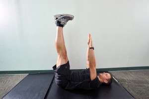 Your workout: V-Up Variation