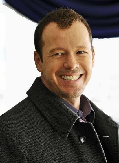 Donnie Wahlberg finds himself  walking fine blue line with series