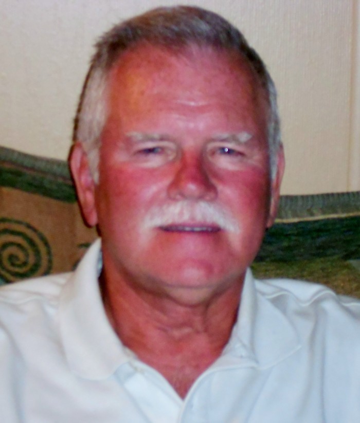 Kurt Renart (R)