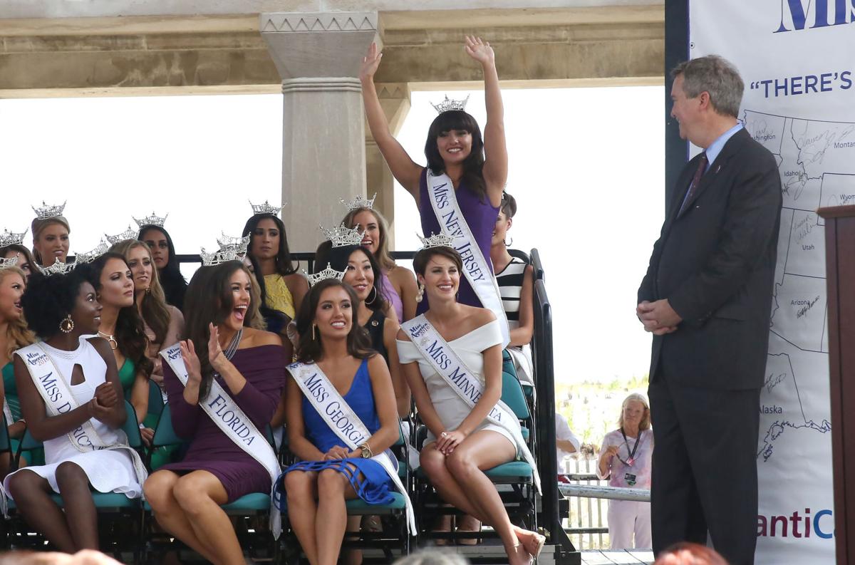 a31 miss a arrival ceremony77.JPG