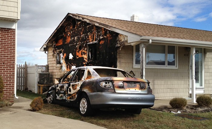 car fires112759415.jpg