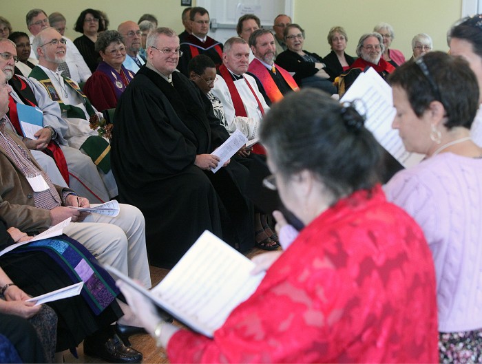 egap o3 unitarian minister111644786.jpg