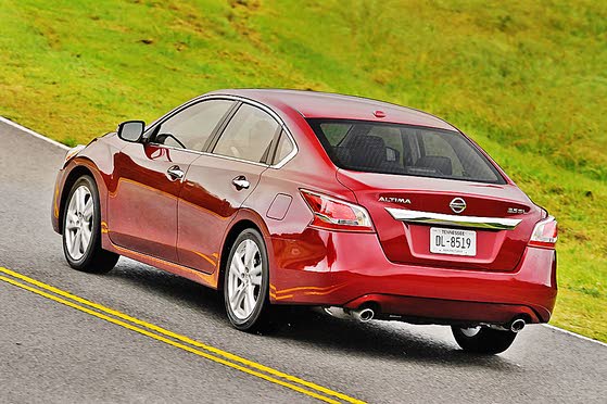 2013 Nissan Altima: All-New Sedan Earns 38 mpg