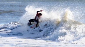 Winter coats and wet suits as high schools battle for conference title