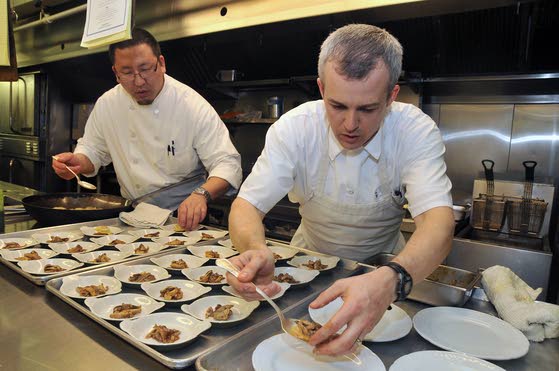 Brownies Squared owner takes his tasting dinner idea on road