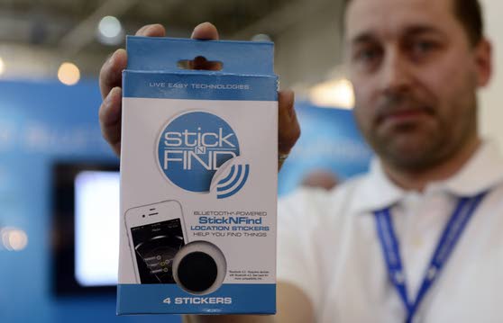 Lost keys?  Smart stickers let you find things by phone