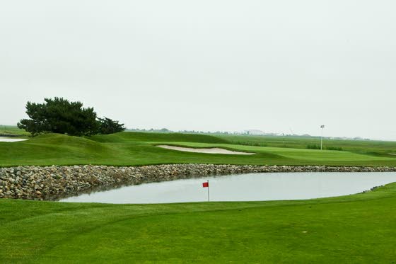 If you're a member at the private Linwood Country Club, everyone will know your name