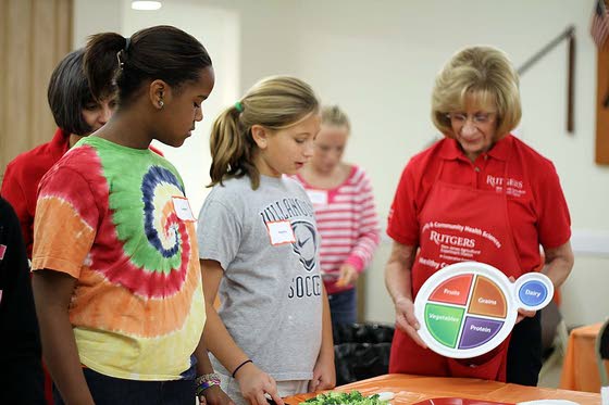 Cooking, nutrition workshop helps young chefs expand their palates