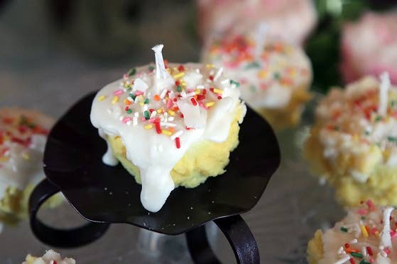 Candlewyck Cottage celebrates first anniversary in Smithville
