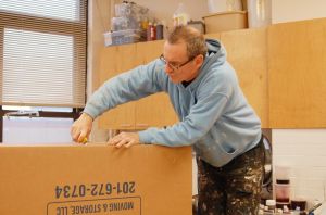 Hurricane Sandy survivors take out their paint brushes 2
