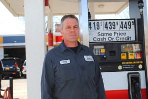 Avella pushes city gasoline tax cut 1