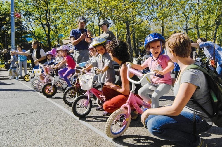 Astoria Civic’s youth bike race rolls