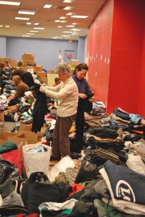 Crowley, Shops at Atlas Park team up for Hurricane Sandy relief effort 1