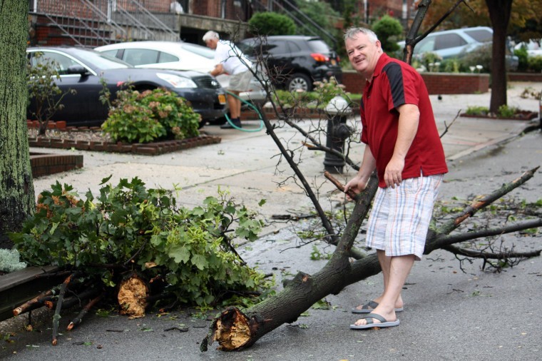 Residents hit shelters as Irene hits Queens