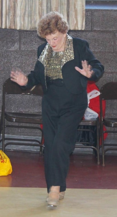 Howard Beach Seniors ring in 2013