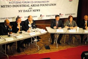 Mayoral candidates come to Jamaica 1