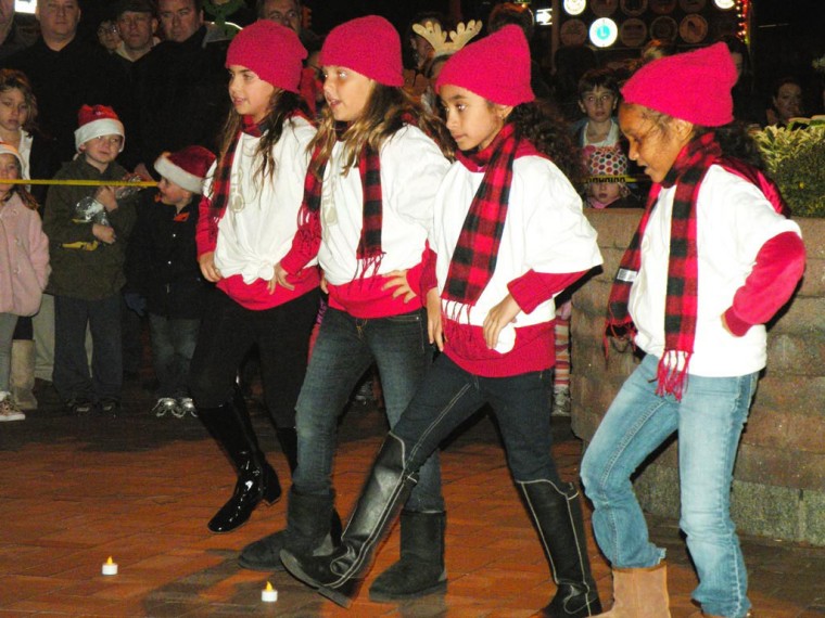 Tree lighting 54852