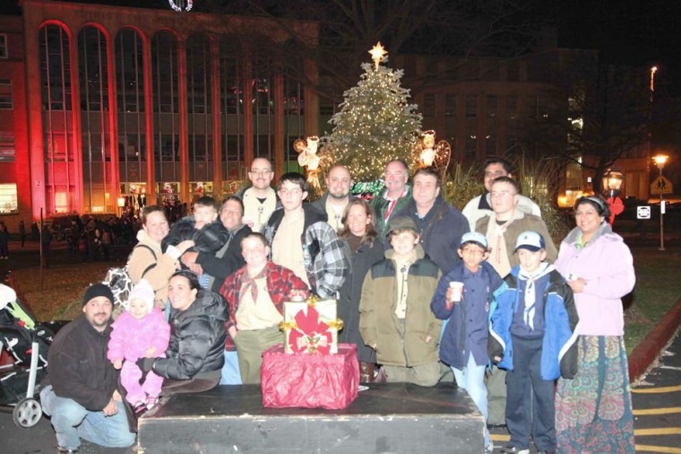 Tree lighting 54848