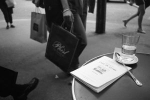 Frozen moments on the streets of Paris 2