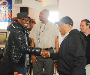 Comedian Charlie Murphy visits vets