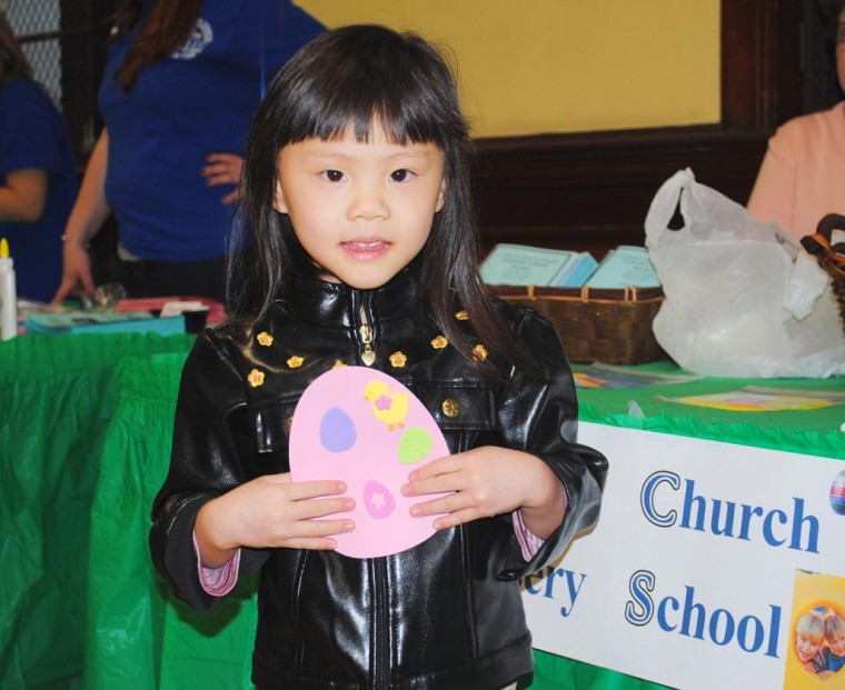 Easter Bunny comes to Bayside Hills
