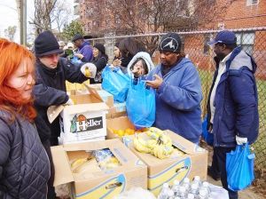 Food banks face deep cuts in funds 1
