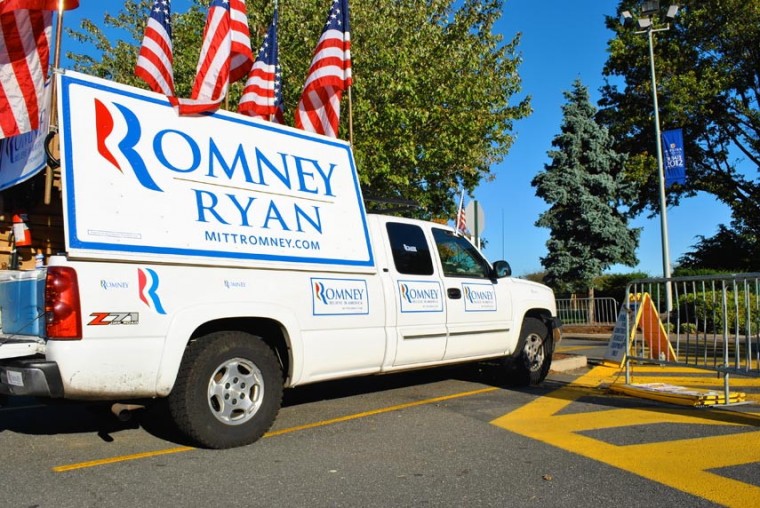 Politicos swamp the presidential debate