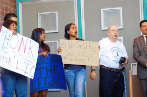 Students and politicians say no