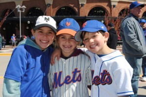Queenswide: Mets in first place