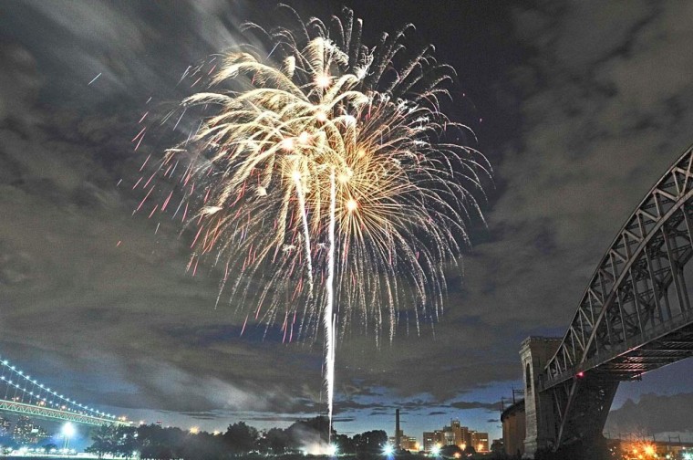Astoria starts summer with a bang