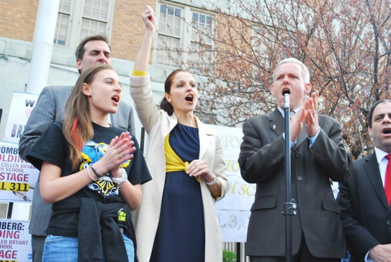 Plan to close Bryant draws ire at hearing 1