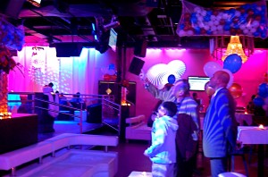Incumbent Stavisky thanks crowd for win