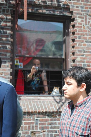 Gay tenant says super harasses him 2