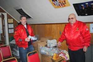 To Afghanistan with love: Vets help troops  1