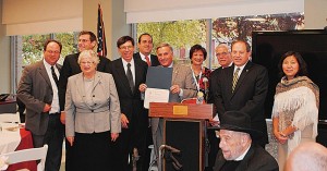 Margaret Tietz unveils new kosher kitchen 1