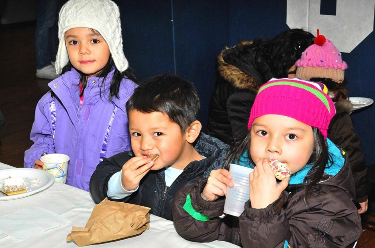 Residents flock to Ave Maria for shopping blitz