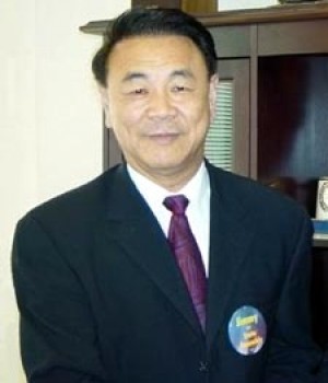 Ex-Assemblyman Meng charged with fraud; daughter distances herself in statement