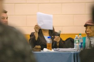 Complaint: ain’t no sunshine at CB 3 1