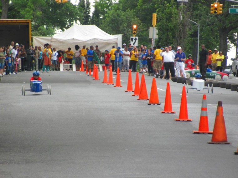 Soap Box Derby races through Elmhurst