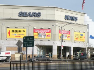 Sears, Kmart closing dozens of locations 1