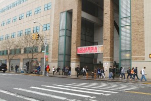 LaGuardia teams up with Steinway 1