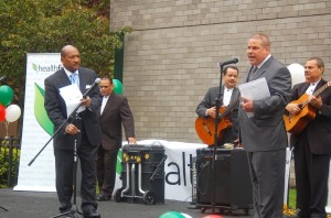 Elmhurst Hosp. celebrates Cinco de Mayo