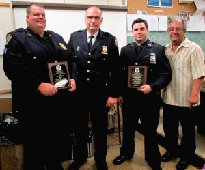Cops honored for nabbing robbers 1