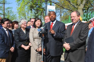 Harsh words for plan to close Flushing HS 1