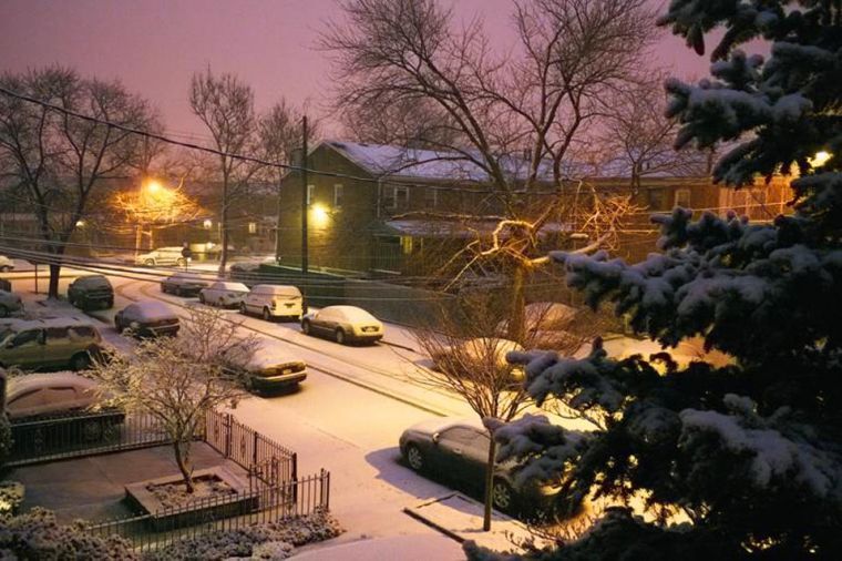 Queens sees a light snowfall 6
