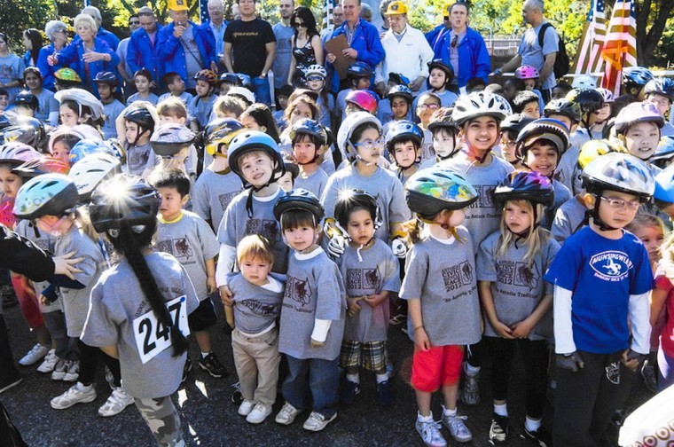 Astoria Civic’s youth bike race rolls